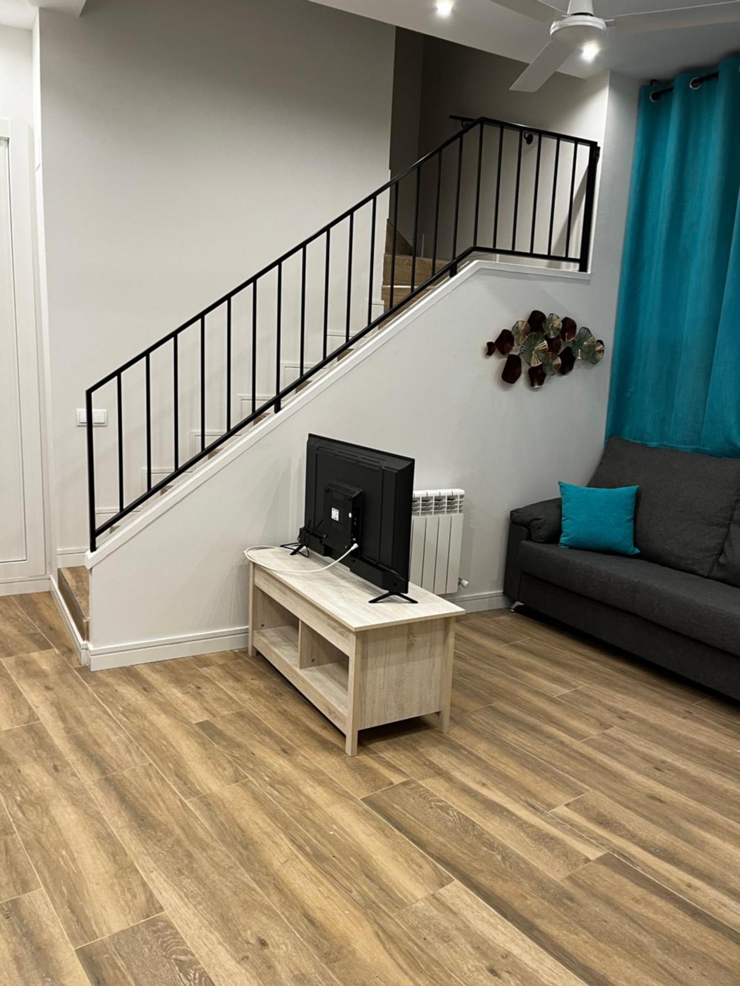 Exyca Mendez Alvaro Appartement Madrid Buitenkant foto