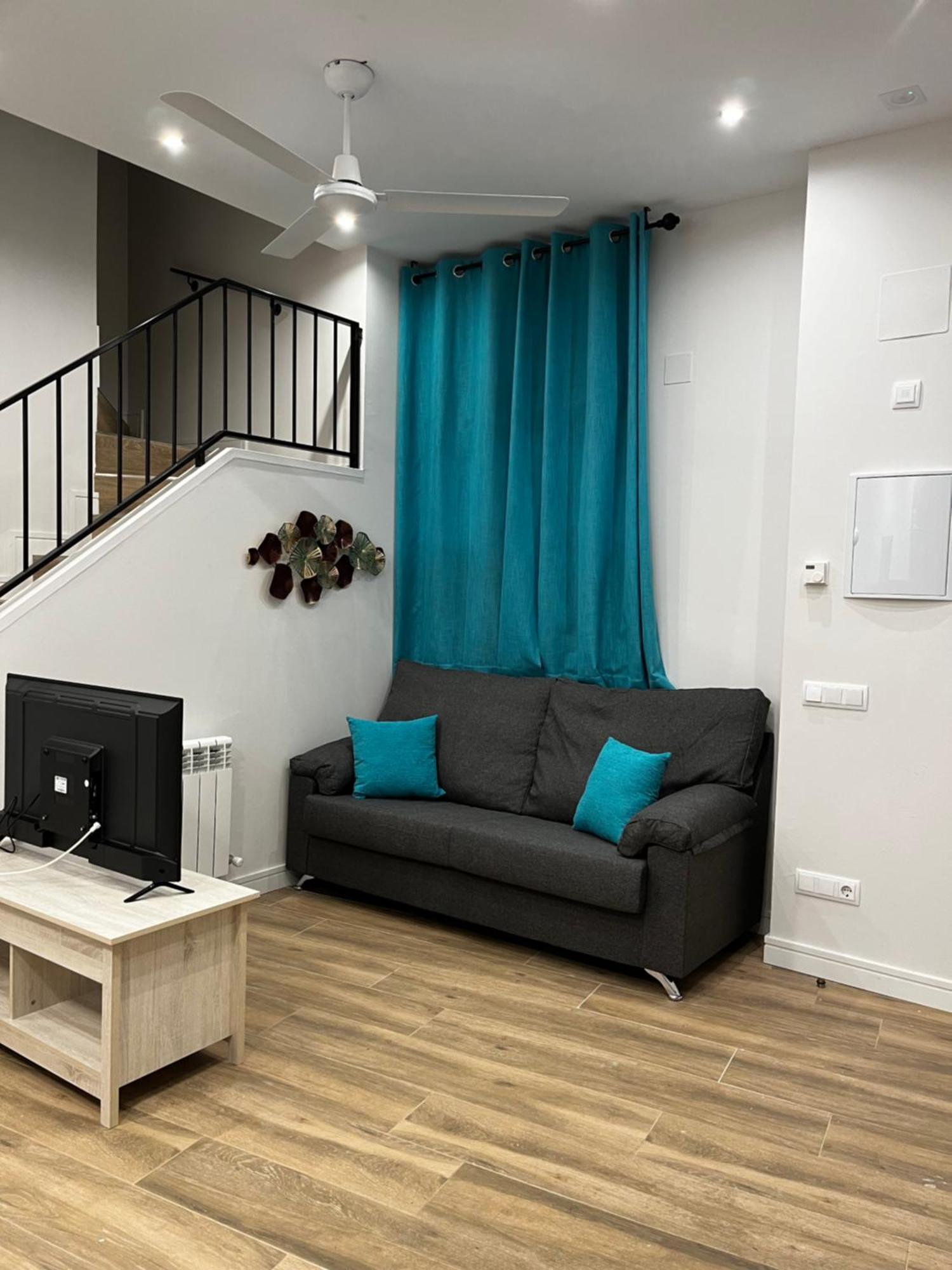 Exyca Mendez Alvaro Appartement Madrid Buitenkant foto